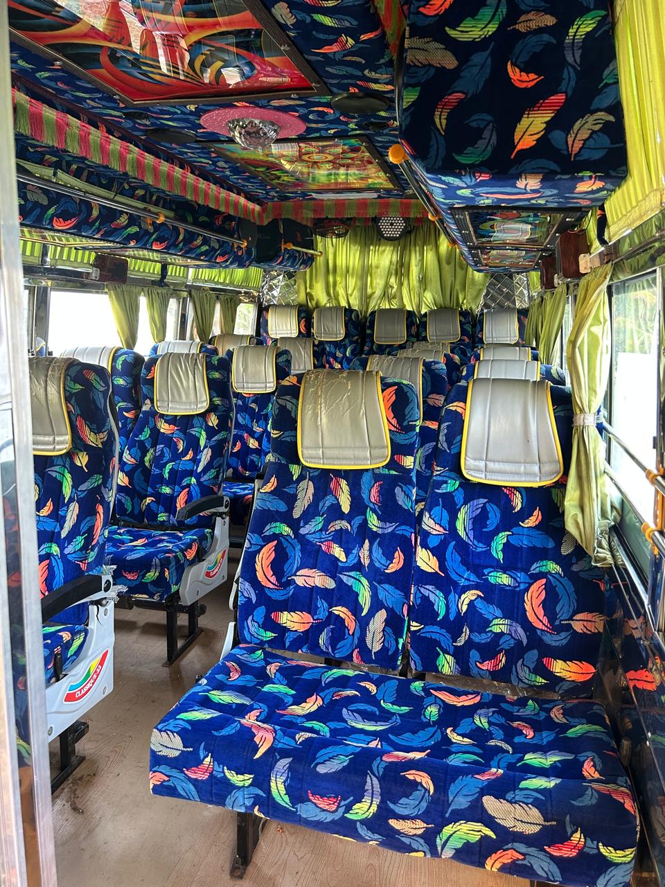 /coach-van-2/3.jpg