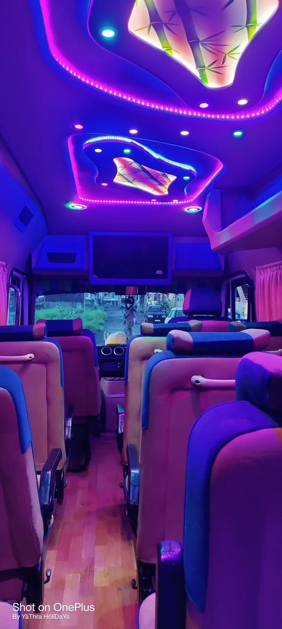 /tempo-traveller-2/4.jpg